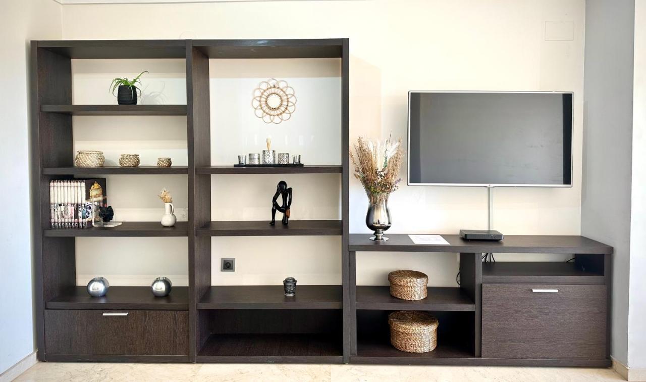 Moderno Apartamento Con Preciosas Vistas Al Mar En Urbanizacion Con Piscina - Rio Real 11 2G 马尔韦利亚 外观 照片