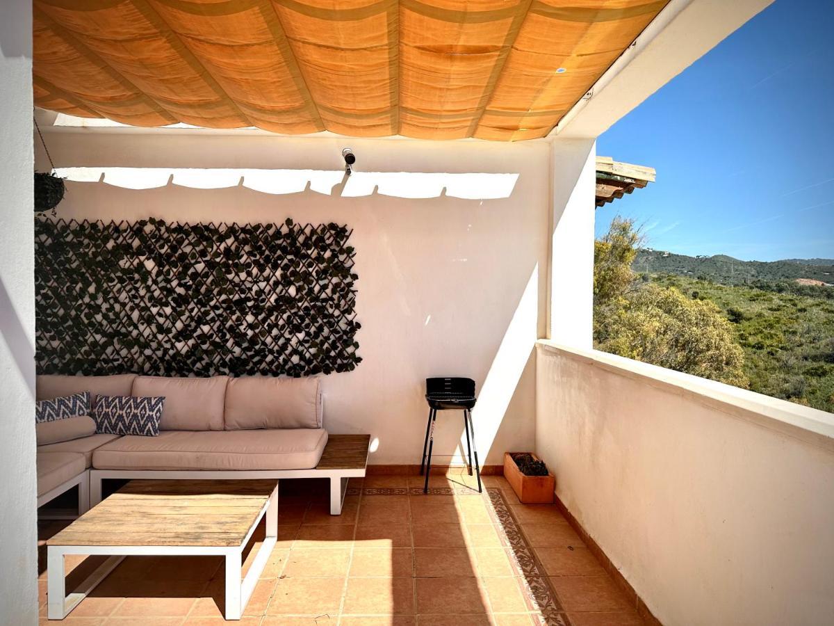 Moderno Apartamento Con Preciosas Vistas Al Mar En Urbanizacion Con Piscina - Rio Real 11 2G 马尔韦利亚 外观 照片