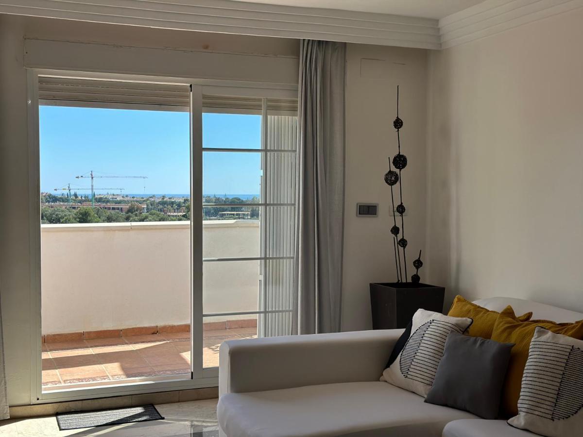 Moderno Apartamento Con Preciosas Vistas Al Mar En Urbanizacion Con Piscina - Rio Real 11 2G 马尔韦利亚 外观 照片