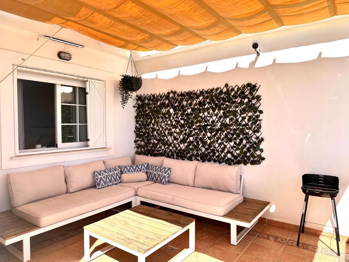 Moderno Apartamento Con Preciosas Vistas Al Mar En Urbanizacion Con Piscina - Rio Real 11 2G 马尔韦利亚 外观 照片