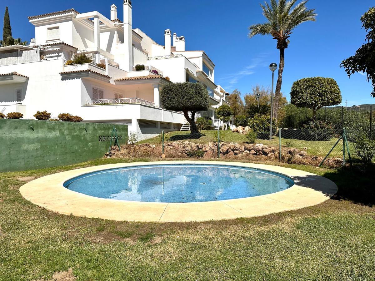 Moderno Apartamento Con Preciosas Vistas Al Mar En Urbanizacion Con Piscina - Rio Real 11 2G 马尔韦利亚 外观 照片