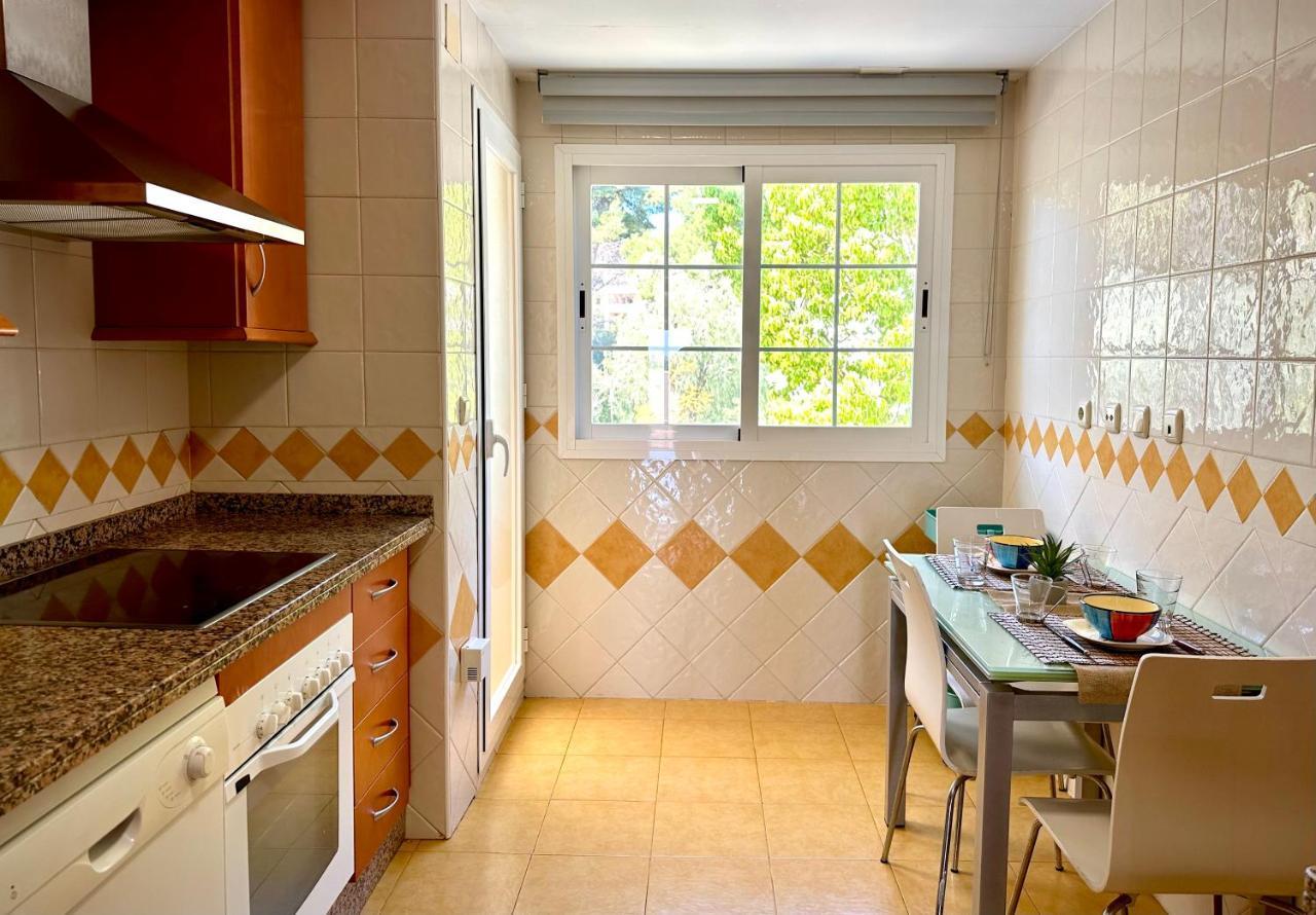 Moderno Apartamento Con Preciosas Vistas Al Mar En Urbanizacion Con Piscina - Rio Real 11 2G 马尔韦利亚 外观 照片
