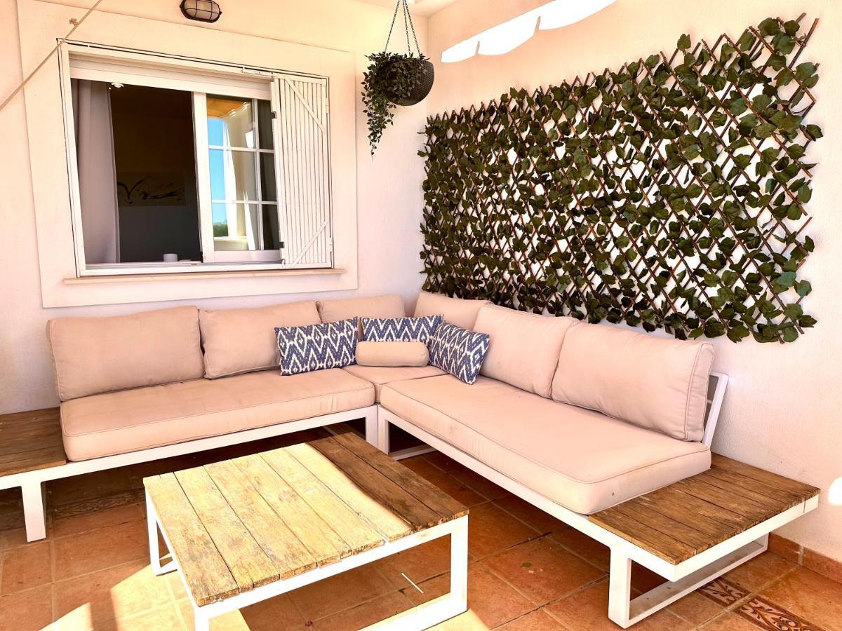Moderno Apartamento Con Preciosas Vistas Al Mar En Urbanizacion Con Piscina - Rio Real 11 2G 马尔韦利亚 外观 照片